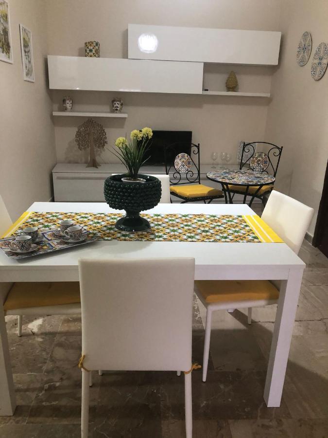 Casa Vacanze Makari Trappeto  Luaran gambar