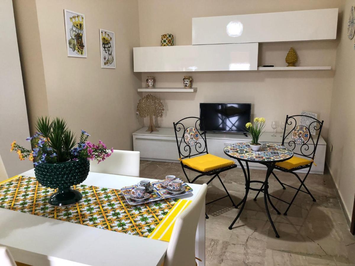 Casa Vacanze Makari Trappeto  Luaran gambar