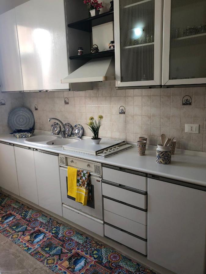 Casa Vacanze Makari Trappeto  Luaran gambar